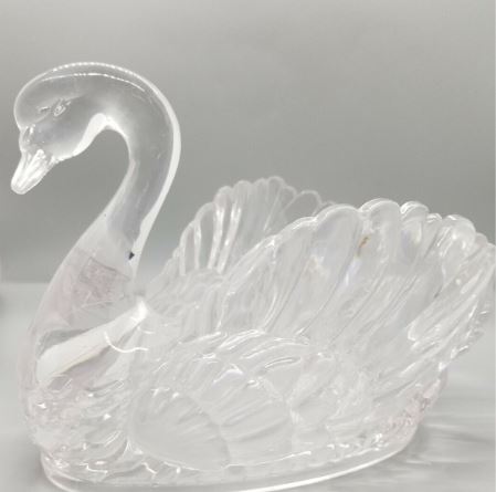 Clear Swan Vase
